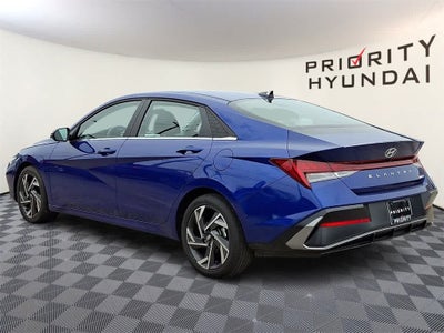 2025 Hyundai ELANTRA Limited