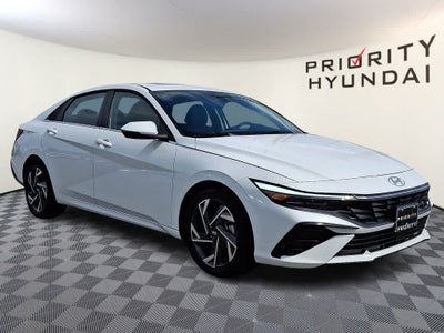 2025 Hyundai ELANTRA Limited