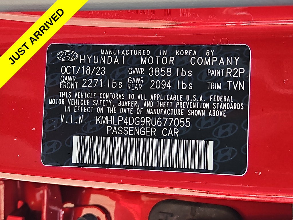 2024 Hyundai ELANTRA Limited