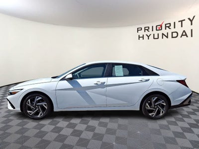 2025 Hyundai ELANTRA SEL Convenience