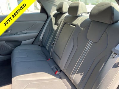 2025 Hyundai ELANTRA SEL Convenience