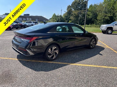 2025 Hyundai ELANTRA SEL Convenience