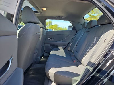2025 Hyundai ELANTRA SEL Convenience