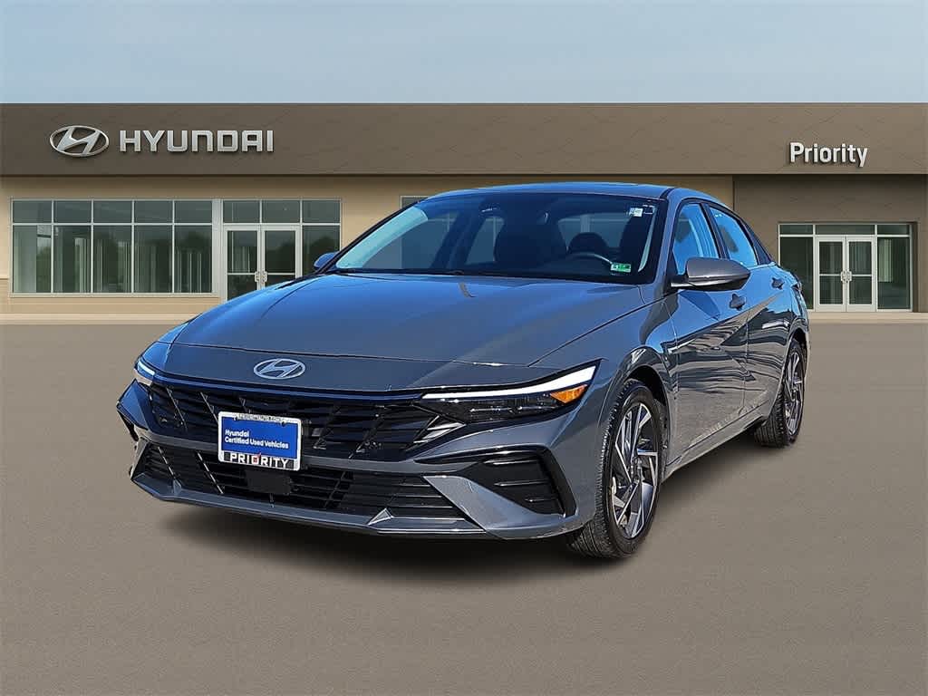 2024 Hyundai ELANTRA SEL