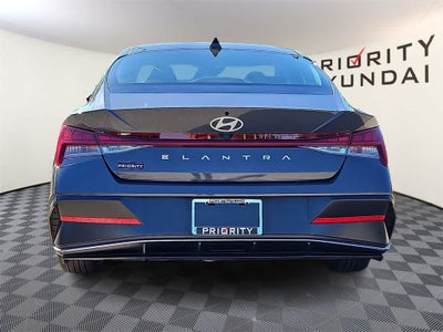 2024 Hyundai ELANTRA SEL