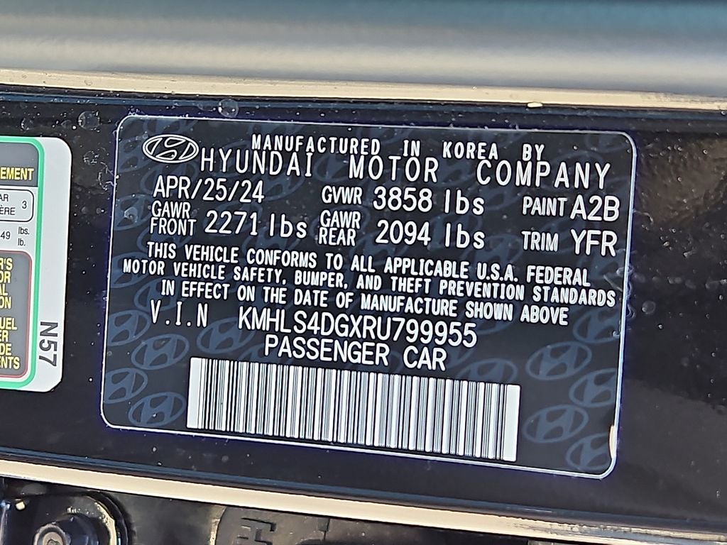 2024 Hyundai ELANTRA SEL