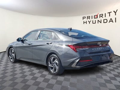 2025 Hyundai ELANTRA SEL Convenience