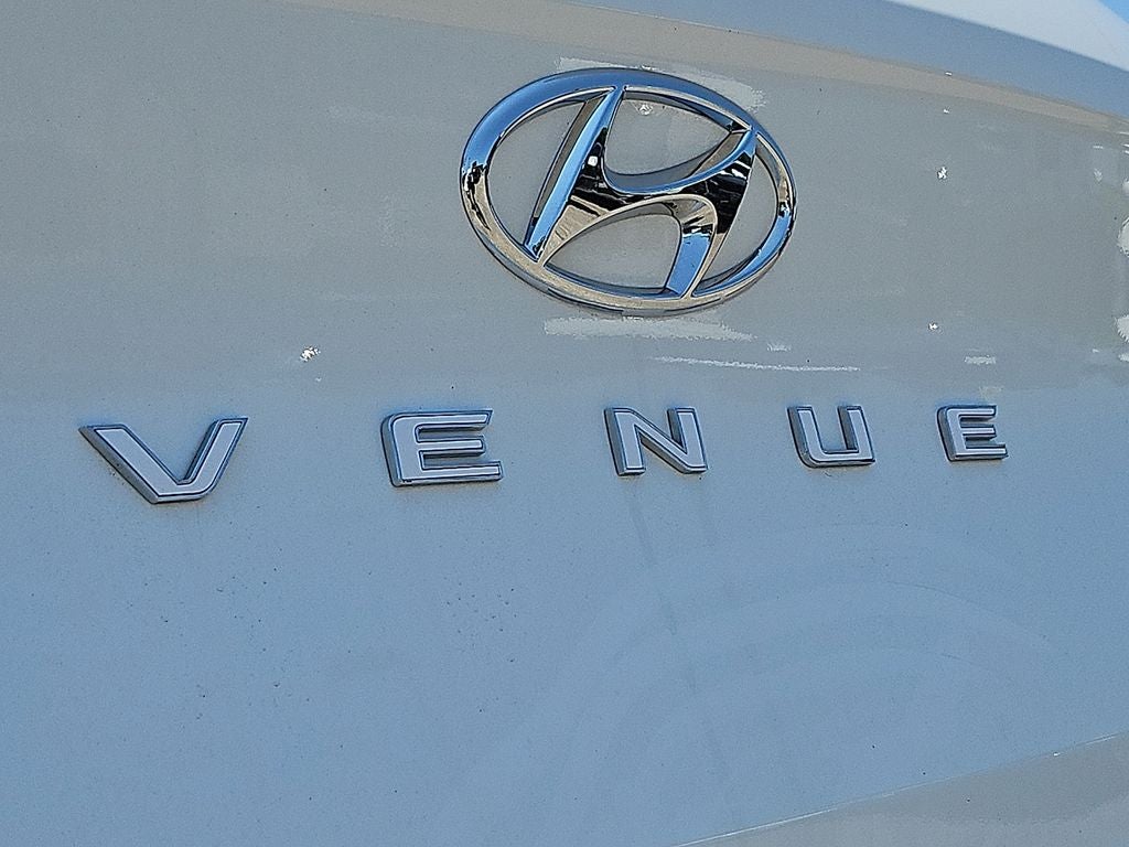 2025 Hyundai VENUE SE