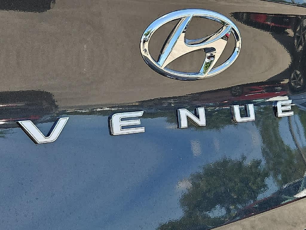 2026 Hyundai VENUE SE