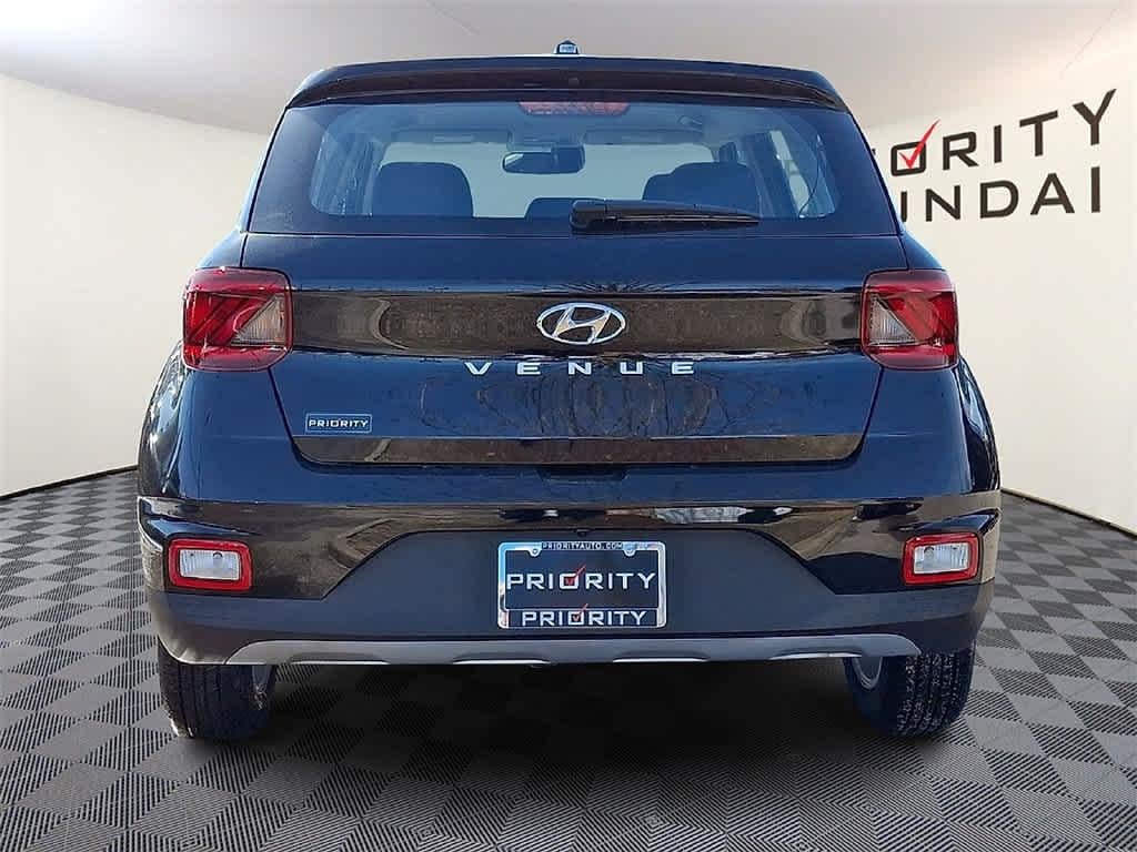 2026 Hyundai VENUE SE