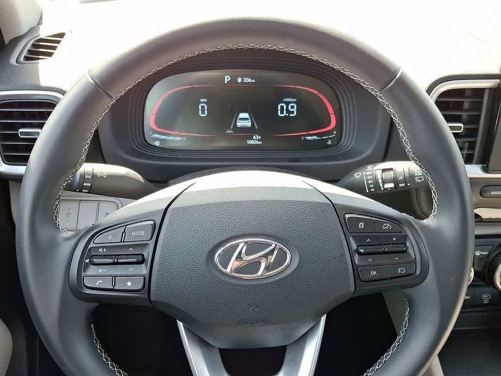 2025 Hyundai VENUE SEL