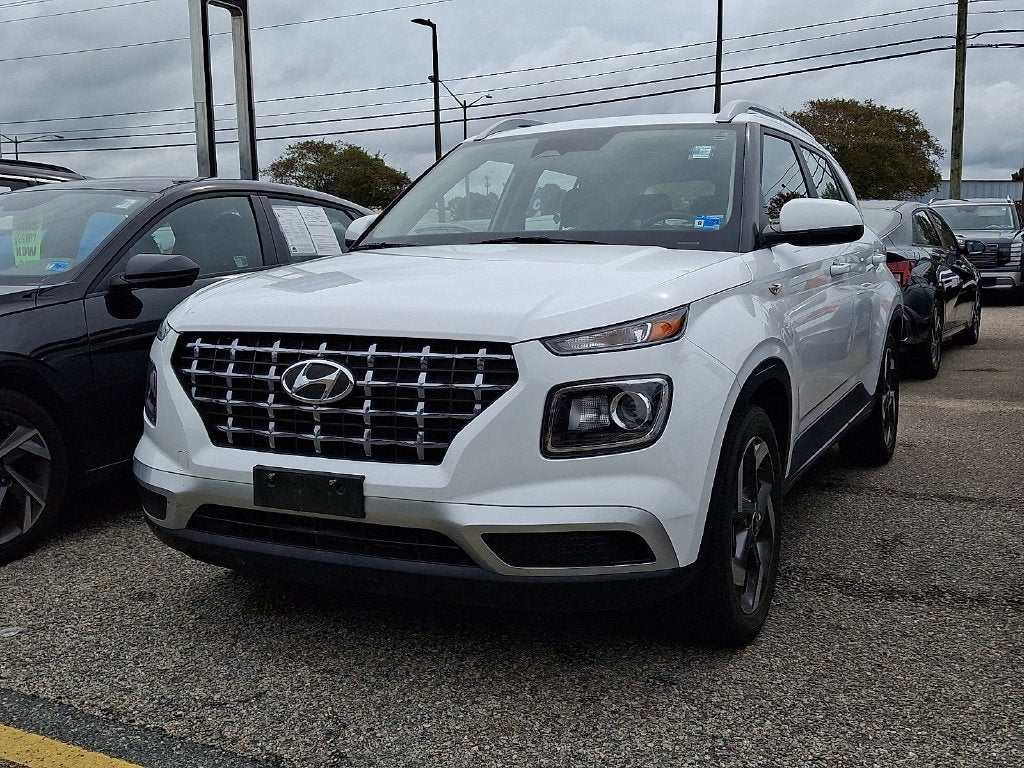 2023 Hyundai VENUE SEL