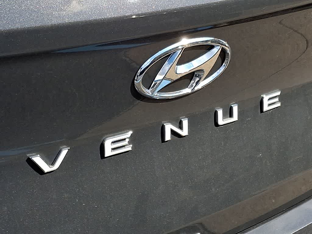 2025 Hyundai VENUE Limited