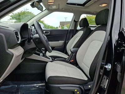 2025 Hyundai VENUE SEL
