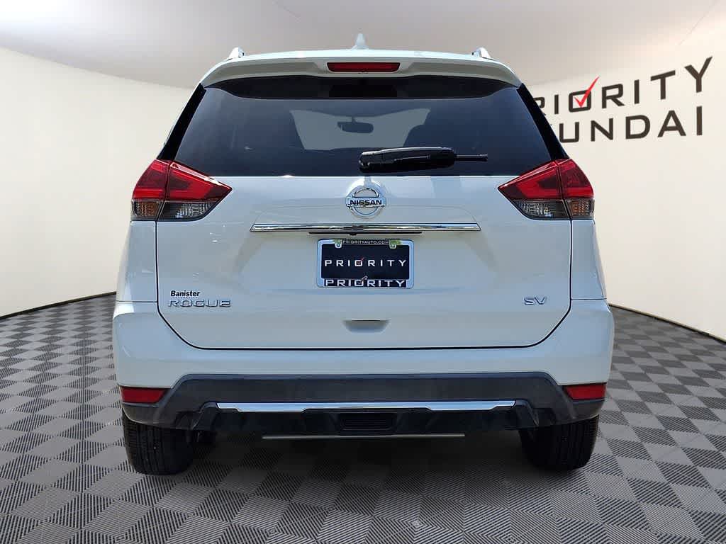 2018 Nissan Rogue SV