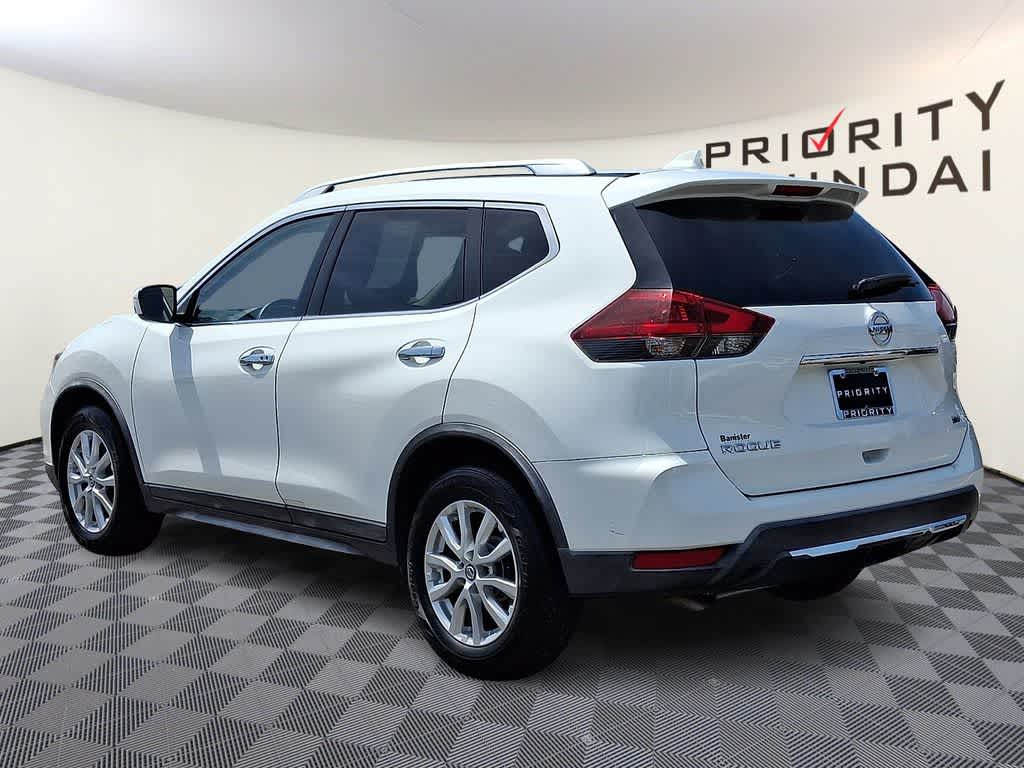 2018 Nissan Rogue SV