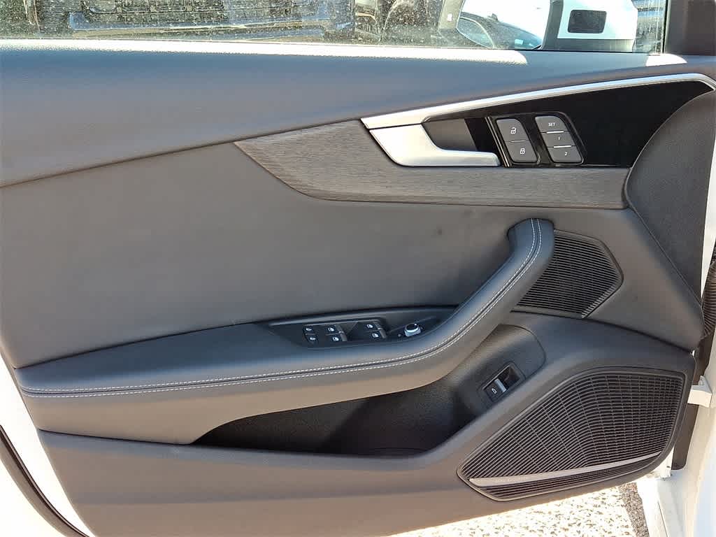 2024 Audi A4 S line Premium Plus