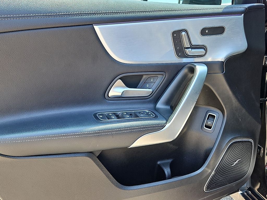 2019 Mercedes-Benz A 220 A 220